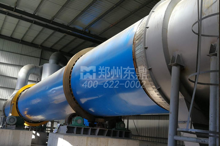 煤炭烘干機(jī)產(chǎn)品適用于煤泥、浮選尾煤、混煤、壓濾尾煤、末精煤、中煤、或精礦粉物料以及內(nèi)水高、燃點(diǎn)低、揮發(fā)分高的低階褐煤、蒙煤等物料的熱力脫水。