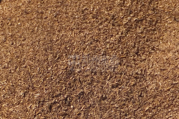 啤酒糟烘干機(jī)生產(chǎn)線主要由供脫水設(shè)備、熱源、上料機(jī)、進(jìn)料機(jī)、回轉(zhuǎn)滾筒、出料機(jī)、引風(fēng)機(jī)、卸料器和配電柜、粉碎系統(tǒng)、打包系統(tǒng)等部件構(gòu)成。