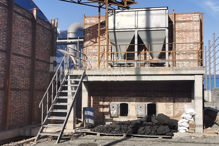 沸騰爐可使用劣質(zhì)燃料，氮化物生成少,易脫硫，具有一定的環(huán)保優(yōu)勢(shì)。