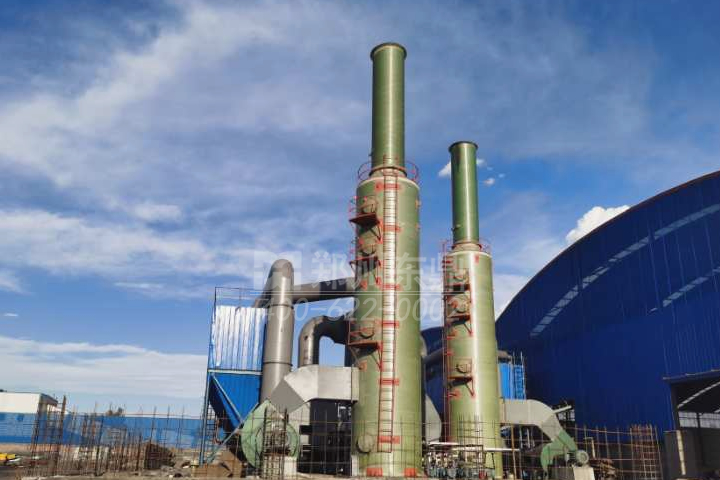 雙堿法脫硫采用氫氧化鈉作為啟動脫硫劑吸收SO2 ，用石灰液還原再生，再生后的脫硫劑循環(huán)使用，無廢水排放