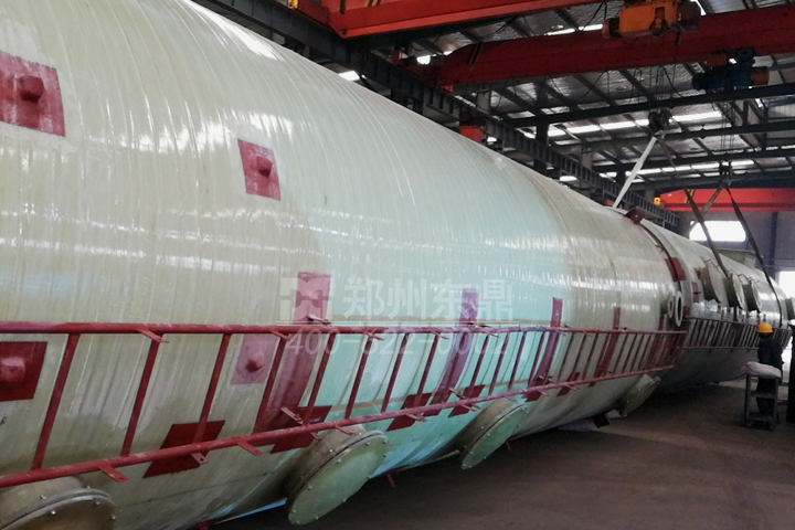 雙堿法脫硫采用氫氧化鈉作為啟動脫硫劑吸收SO2 ，用石灰液還原再生，再生后的脫硫劑循環(huán)使用，無廢水排放